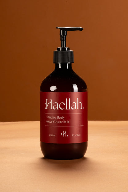 Luxe handgemaakte zeep, Natuurlijke ingrediënten, Biologische huidverzorging, Geurvrije zeep, Hydraterende formule, Duurzame verpakking, Gecertificeerde biologische zeep, Veganistische zeep, Handgemaakte luxe zeep, Zeep voor gevoelige huid, Zeep zonder parabenen, Zeep zonder sulfaten, Zeep zonder synthetische geurstoffen, Zeep met natuurlijke oliën, Zeep met essentiële oliën, Zeep met sheaboter, Zeep met cacaoboter, Zeep met aloë vera, Zeep met honing, Zeep met havermout, Zeep met actieve kool, Haellah